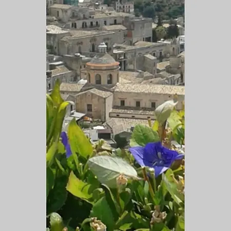 Terrazza Con Vista 'casa Ziicedda' Μόντικα